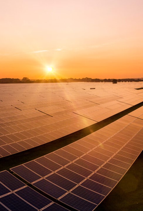EWerk PV-Elektromontagen AdobeStock 361984097 scaled 1920 - EWerk PV-Elektromontagen
